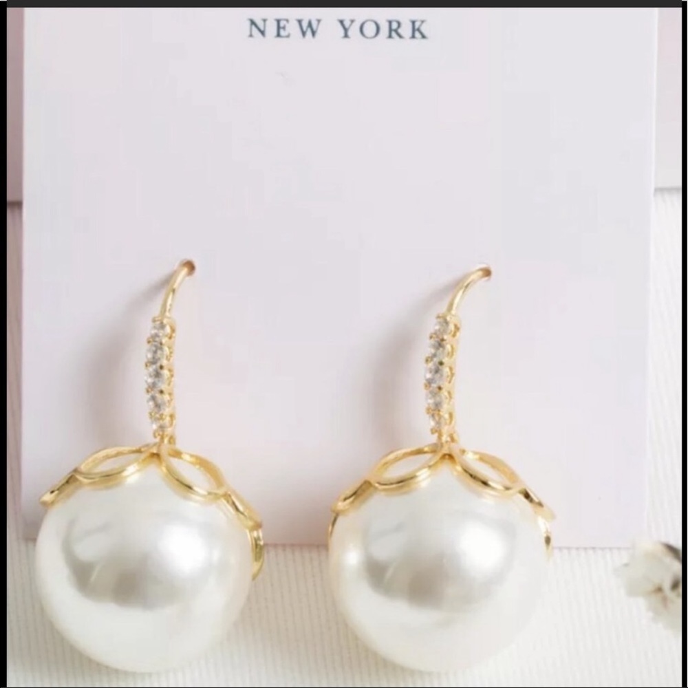 Kate Spade NWT pearl drop earrings